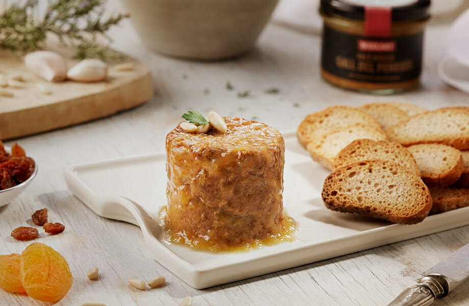 Paté rústic de gall del Penedès IGP elaborat per Mallart Artesans Xarcuters gràcies a la Fundació Mas Albornà