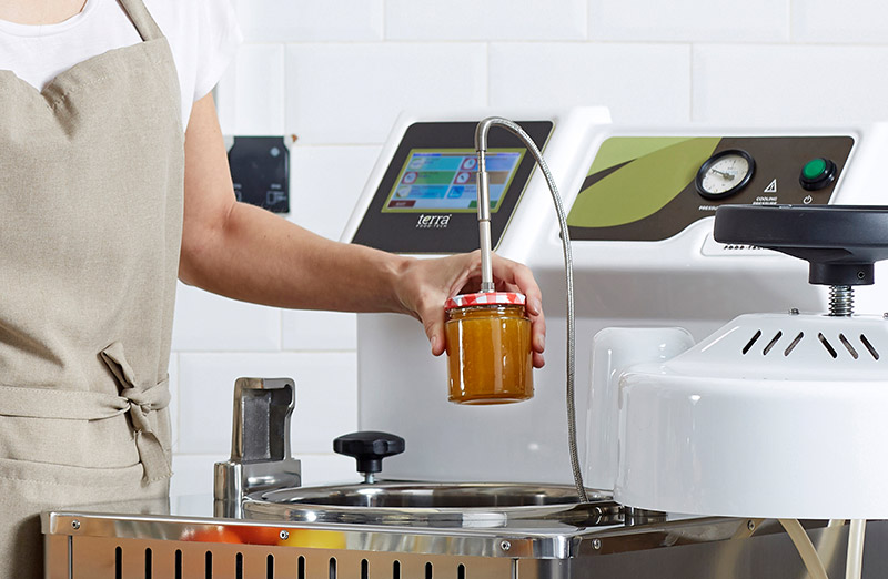 Operation of the flexible probe of TERRA Food-Tech® autoclaves