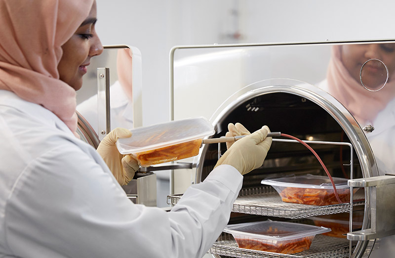 Drilling of containers for insertion of the flexible probe of TERRA Food-Tech® autoclaves